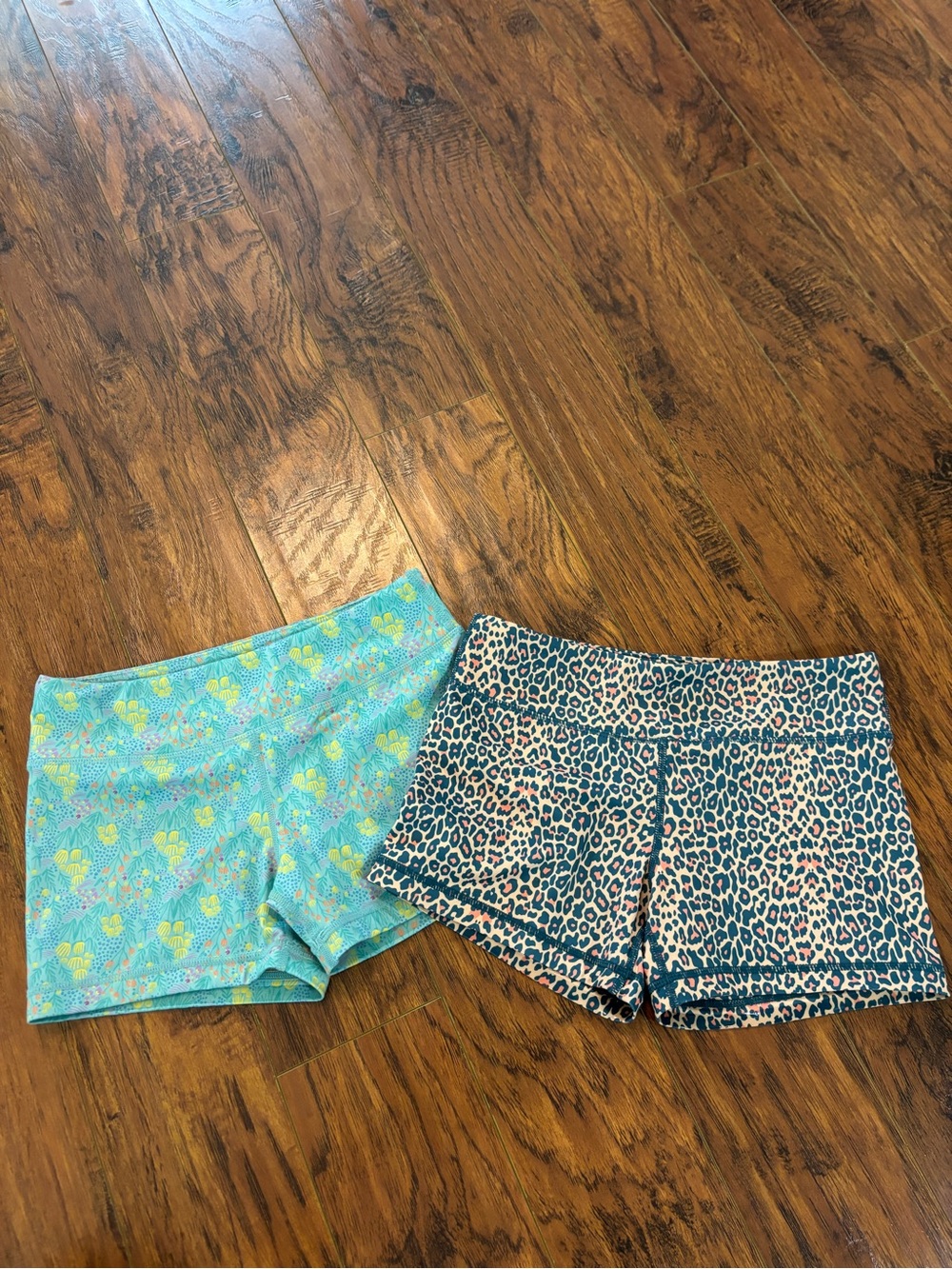 𝅺NWOT  IAB MFG LIT OF 2  shorts sz xs 
3” inseam
